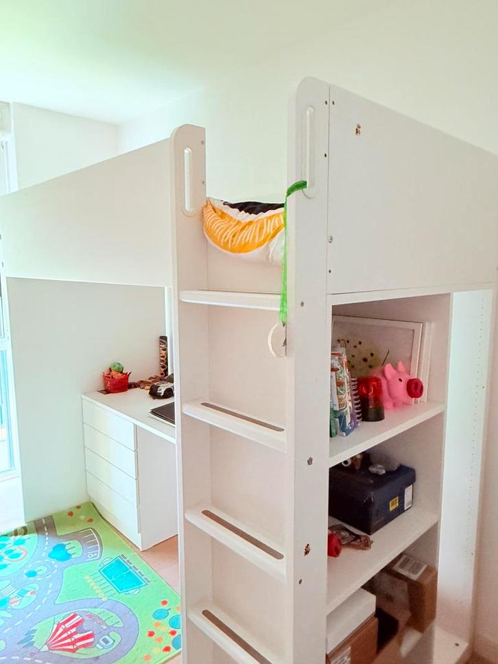 Bed met bureau te koop!, Kinderen en Baby's, Kinderkamer | Stapelbedden en Hoogslapers, Zo goed als nieuw, Ophalen