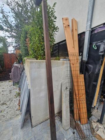 Bankirai paal 9x9 x 305 beschikbaar voor biedingen