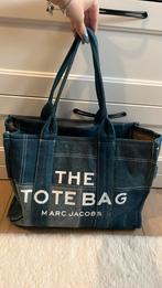 Handtas the tote bag, Ophalen, Handtas
