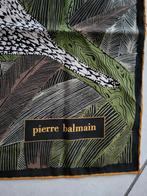 PIERRE  BALMAIN  ITALY  luxe sjaal, Kleding | Dames, Ophalen of Verzenden, Sjaal, Zo goed als nieuw
