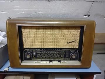 retro radio beschikbaar voor biedingen