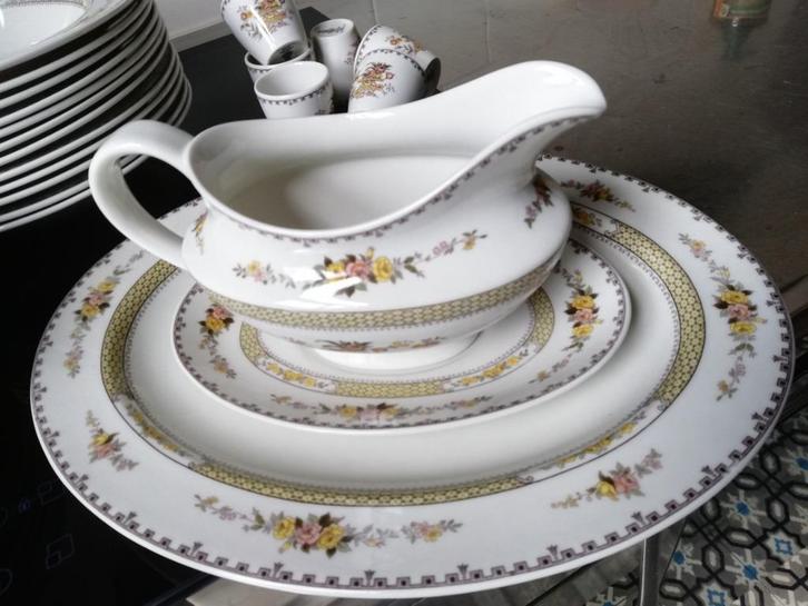 servies Royal Doulton Hamilton, diner en koffieservies, Huis en Inrichting, Keuken | Servies, Compleet servies, Porselein, Ophalen