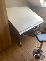 Tekentafel + stoel, Ophalen, Gebruikt