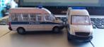 H0LK 0929 MERCEDES-BENZ BESTELBUSJES POLIZEI VLOOT 1:87., Verzenden, Gebruikt, Auto, SIKU