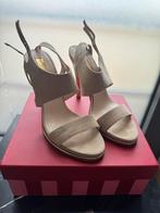 Elegante yamaya pumps - beige suede, Beige, Ophalen of Verzenden, Schoenen met hoge hakken, Yamaya
