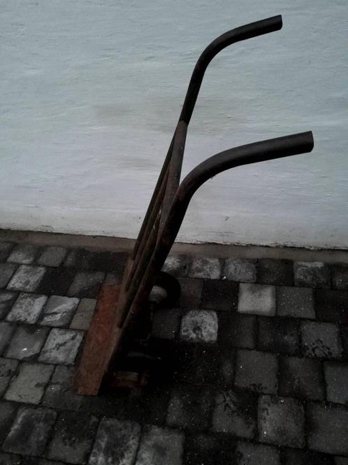 Steekwagen volle wielen.Plaat met wielen +trektouw. Steekwag, Doe-het-zelf en Bouw, Transportwagens, Gebruikt, Transportkar, Ophalen
