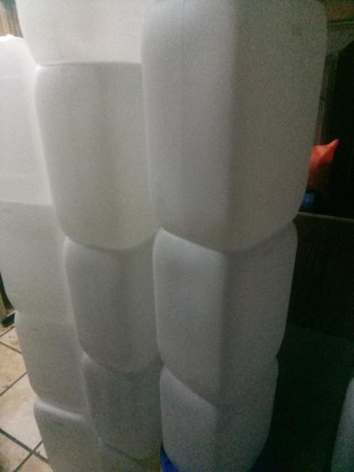 bidons / jerrycan 20 liter : per stuk of in lot., Tuin en Terras, Regentonnen, Zo goed als nieuw, Kunststof, Minder dan 75 liter