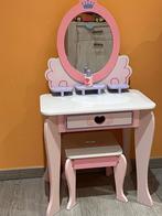 Jouet fille ( coiffeuse 20€ ) cuisune ee accessoires ( 35€), Enlèvement ou Envoi, Comme neuf