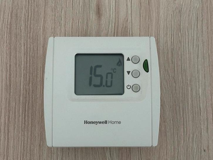 Honeywell Home kamerthermostaat, Doe-het-zelf en Bouw, Thermostaten, Ophalen
