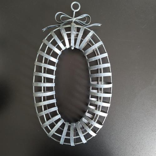 metalen decoratieframe / bloemstukframe, Tuin en Terras, Tuinwanddecoratie, Zo goed als nieuw, Ophalen