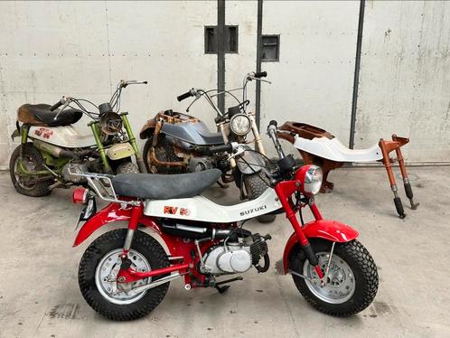 Suzuki RV 50 lot, Fietsen en Brommers, Brommers | Oldtimers, Overige merken, Klasse B (45 km/u), Ophalen