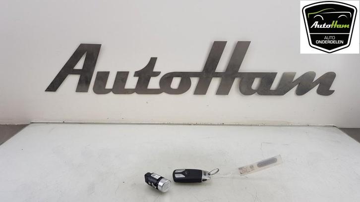 SLEUTEL Audi A4 Avant (B9) (01-2015/10-2019), Auto-onderdelen, Overige Auto-onderdelen, Audi, Gebruikt