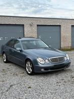 MERCEDES BENZ E220 2005 AUTOMAAT GEKEURD VVK✅, Auto's, Mercedes-Benz, Automaat, Achterwielaandrijving, Zwart, 4 cilinders