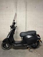 Vespa Sprint Note (2020), Fietsen en Brommers, Ophalen, Zo goed als nieuw