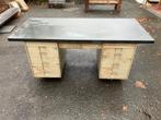 Metalen industriële bureau, Huis en Inrichting, Bureaus, Ophalen, Gebruikt, Bureau
