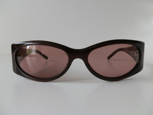 Gucci dames zonnebril. GG2527/S., Handtassen en Accessoires, Zonnebrillen en Brillen | Dames, Zo goed als nieuw, Zonnebril, Overige merken
