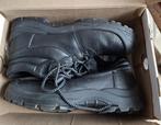 Chaussures de travail DAPRO pointure 45, Heren, Schoenen, Ophalen of Verzenden, Zo goed als nieuw
