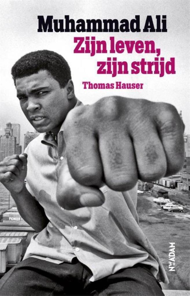 Te Koop Boek MUHAMMAD ALI ZIJN LEVEN Thomas Hauser, Boeken, Biografieën, Zo goed als nieuw, Sport, Ophalen of Verzenden
