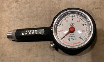Vintage DRÄGER bandendrukmeter beschikbaar voor biedingen