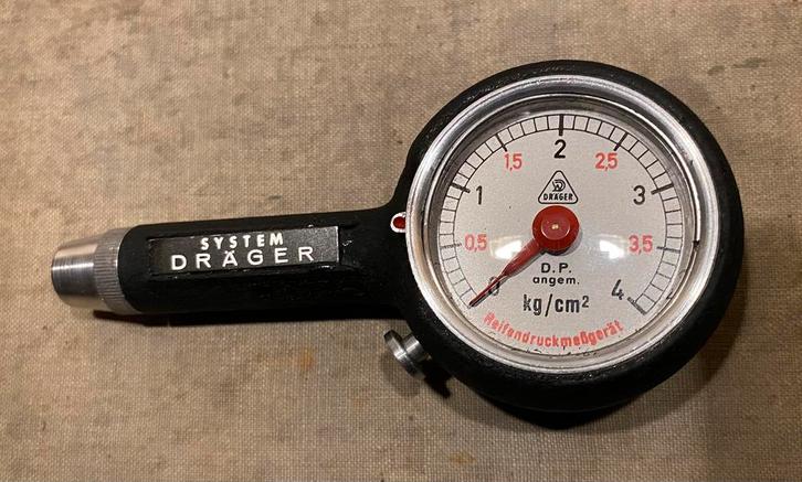 Vintage DRÄGER bandendrukmeter, Verzamelen, Overige Verzamelen, Zo goed als nieuw, Ophalen of Verzenden
