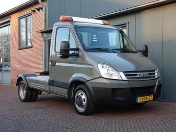 Iveco Daily 35C18 BE TREKKER 3 ZITS EURO 5 12 TON (bj 2011) beschikbaar voor biedingen