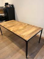 Sklum eettafel met wielen, Huis en Inrichting, Ophalen, Zo goed als nieuw