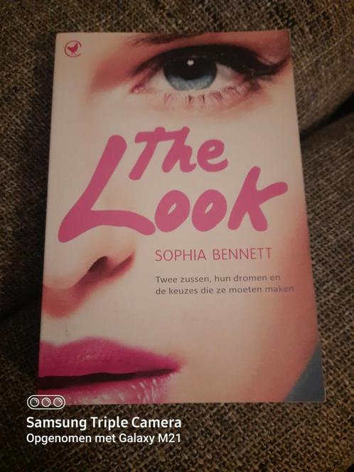 Sophia Bennett - The look, Livres, Livres pour enfants | Jeunesse | 13 ans et plus, Comme neuf, Enlèvement ou Envoi