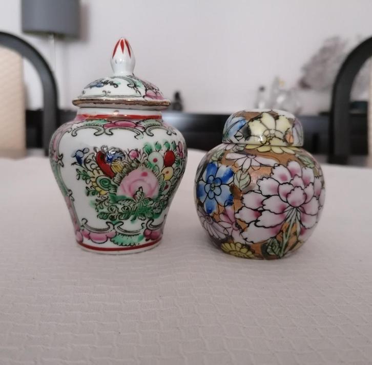 2 miniatuur Aziatische gemberpotjes met deksel, Antiek en Kunst, Antiek | Keramiek en Aardewerk, Ophalen