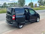 FORD TRANSIT COURRIER BTW AFTREKBAAR 80000Km 08/2020, Auto's, Bestelwagens en Lichte vracht, Stof, Zwart, Bedrijf, Te koop