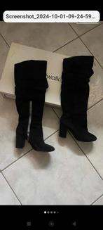 Bottes hautes CATWALK daim noir 38, Enlèvement ou Envoi, Comme neuf, Bottes hautes, Noir