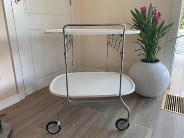 Chariot de service Kartell design, Enlèvement