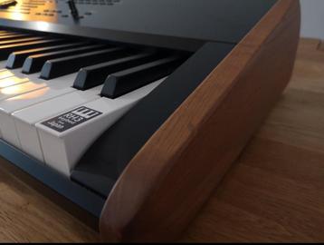 Korg kronos 2 73  disponible aux enchères