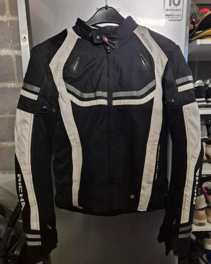 Richa 2-in-1 motorjas maat S, Motoren, Kleding | Motorkleding, Tweedehands
