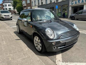 Mini Cooper Full option Automatique toit pano 68.000km, Cuir, Argent ou Gris, Beige, 3 places