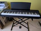 Yamaha P-121 BK digitale piano, Muziek en Instrumenten, Piano's, Ophalen, Zwart, Digitaal, Zo goed als nieuw