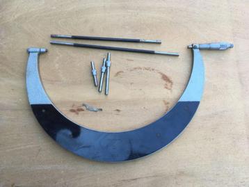 Micrometer fijnmeter 300 tot 400 mm LM beschikbaar voor biedingen