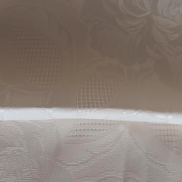 Tafellaken Damast 90 op 140 cm beschikbaar voor biedingen