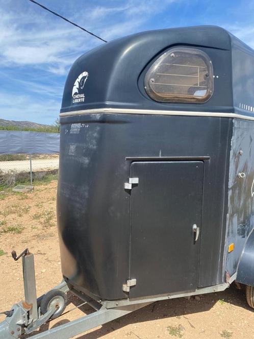 2 paards paardentrailer Cheval Liberte, Dieren en Toebehoren, Paarden en Pony's | Trailers en Aanhangwagens, Gebruikt, 2-paards trailer
