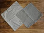 Lot 2 housses coussin tons gris, Huis en Inrichting, Woonaccessoires | Kussens, Ophalen of Verzenden, Gebruikt, Grijs