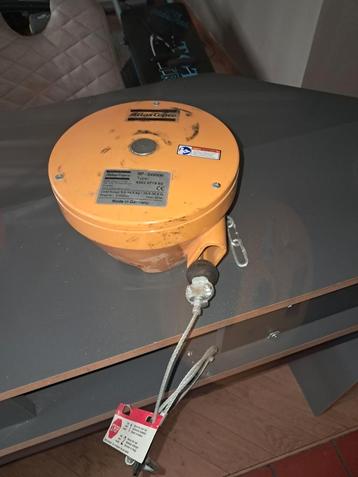Hijslier, Doe-het-zelf en Bouw, Ophalen, Zo goed als nieuw