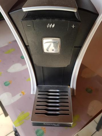 Theemachine Delonghi, Enlèvement