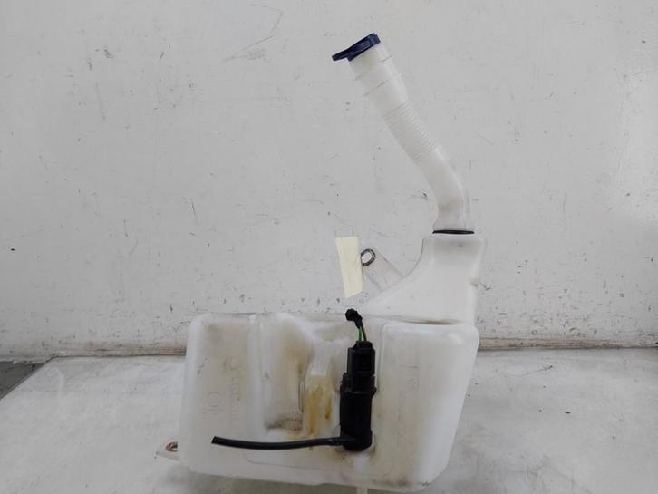 RUITENSPROEIERRESERVOIR VOOR Iveco New Daily VI, Auto-onderdelen, Ruiten en Toebehoren, Overige automerken, Gebruikt
