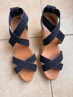 dames schoenen - maat 40, Blauw, Sandalen of Muiltjes, Zo goed als nieuw, Ophalen