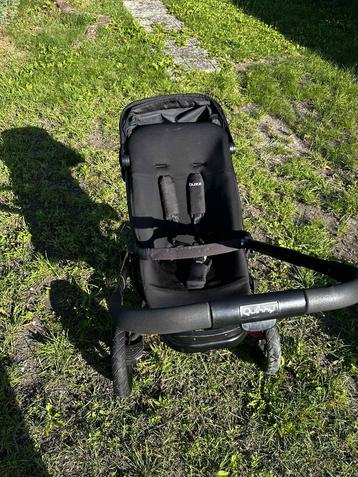 La poussette idéale pour toutes vos aventures beschikbaar voor biedingen