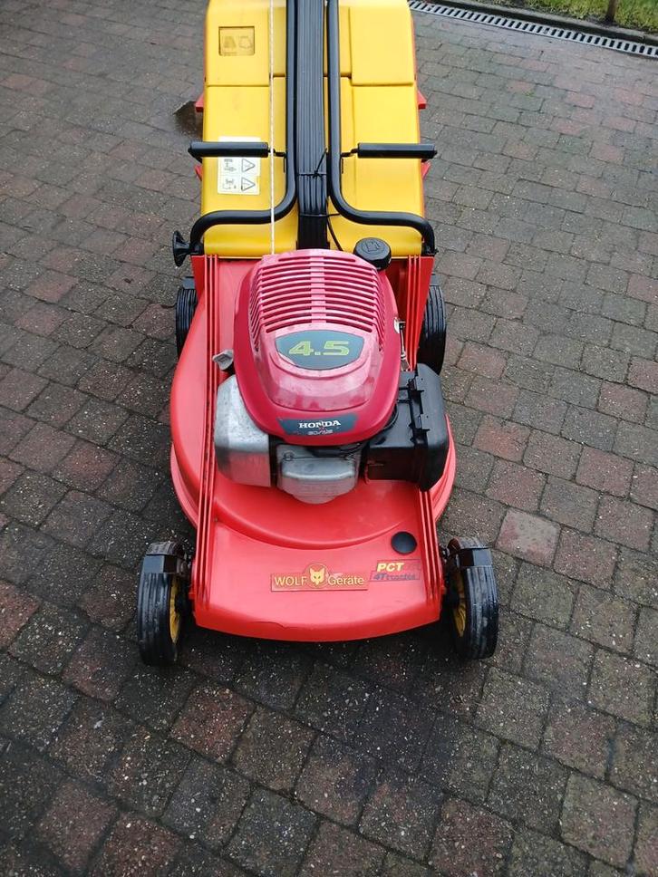 grasmachine wolf garten met honda motor 4.5 pk zelftrekker, Tuin en Terras, Grasmaaiers, Ophalen