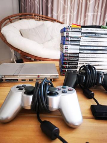 Playstation 2 Slim - Silver - COMPLEET + Games  beschikbaar voor biedingen