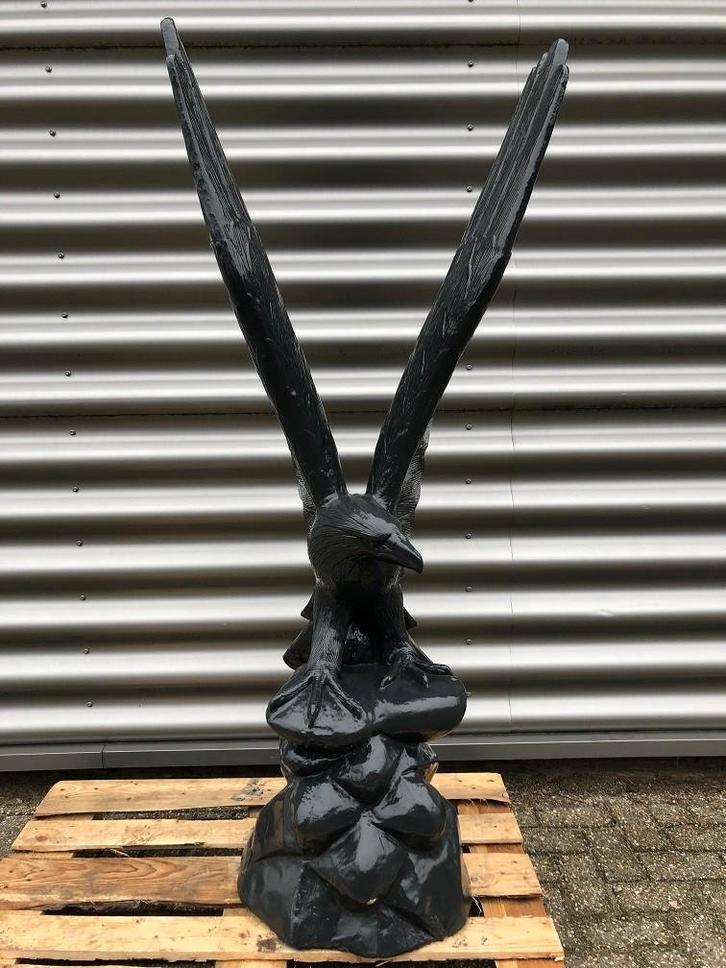 Un aigle en fonte massive vraiment fascinant, Jardin & Terrasse, Statues de jardin, Animal, Pierre, Enlèvement ou Envoi