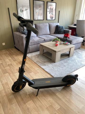 Segway NineBot G30E Max 2 beschikbaar voor biedingen