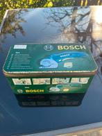 Accu universeelsnijder (tapijtensnijder), Ophalen