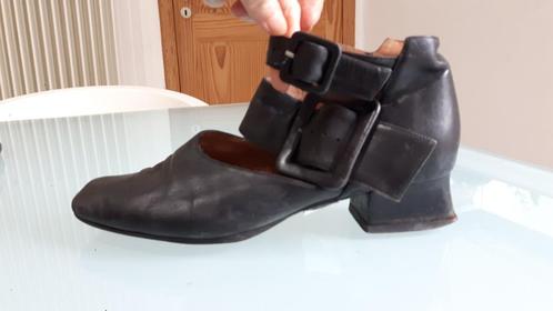 Lisa Tucci 36 schoenen met 2 gespen, Kleding | Dames, Schoenen, Gedragen, Pumps, Zwart, Ophalen of Verzenden